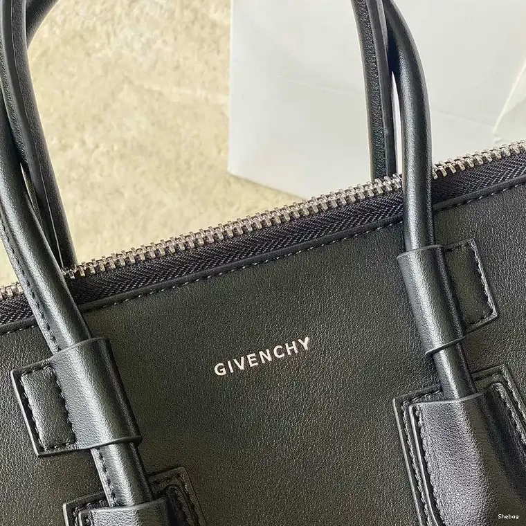 2209SW0086 Bag Givenchy 0505